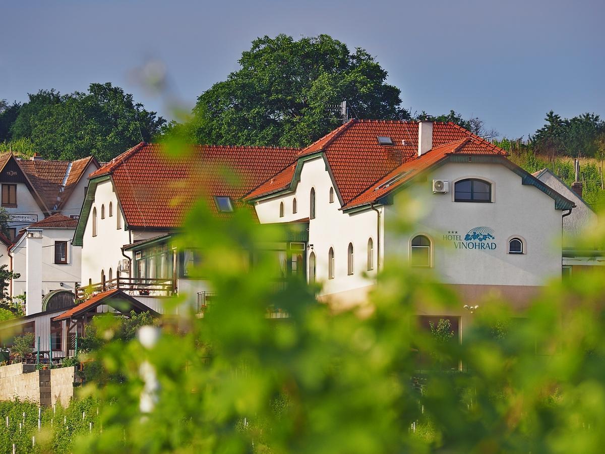 Hotel Vinohrad Milotice 외부 사진